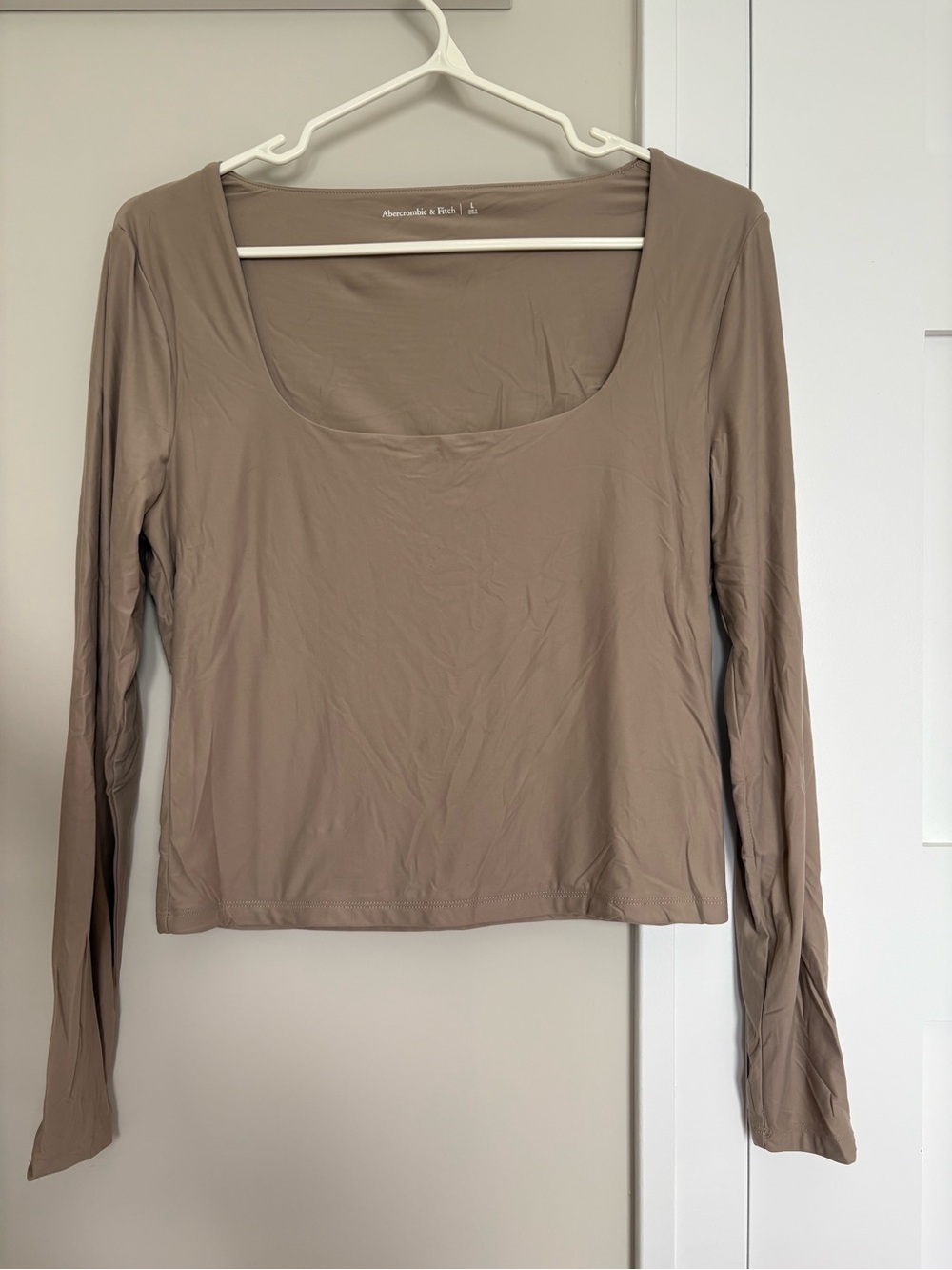 Abercrombie & Fitch Women's Long Sleeve Scoop Neck Top — Taupe